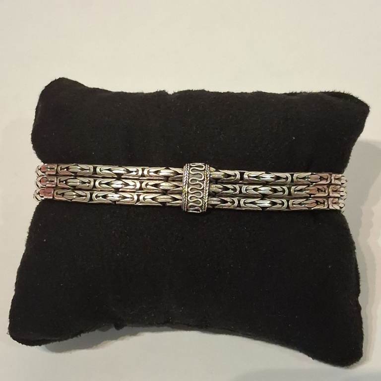 Sterling Silver Vintage Antigue Bracelet Stamped 925 Weight-25,86 Grams, Length-20,3 Centimeters 