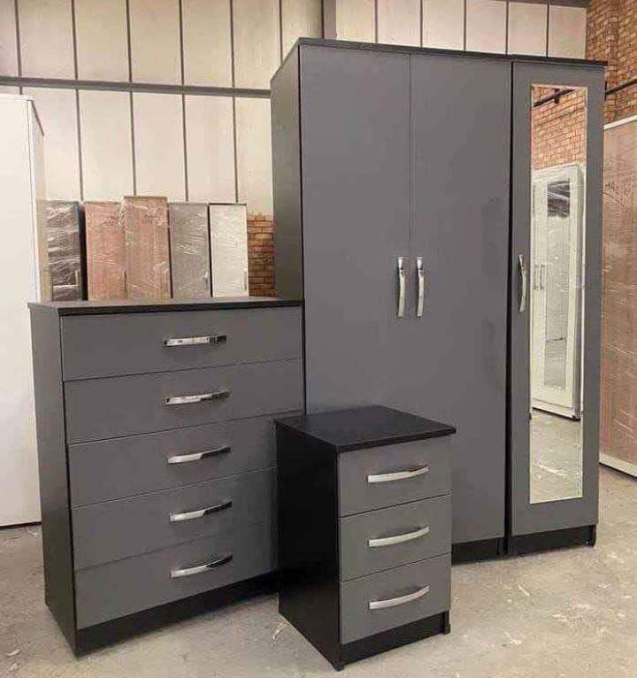 image for Modern Bedroom Furniture. Bedroom Suit Includes Bedside Tables, Chest of Drawers and Wardrobes