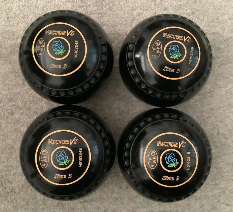 Taylor Vector vs lawn bowls size 3 WB15 for sale