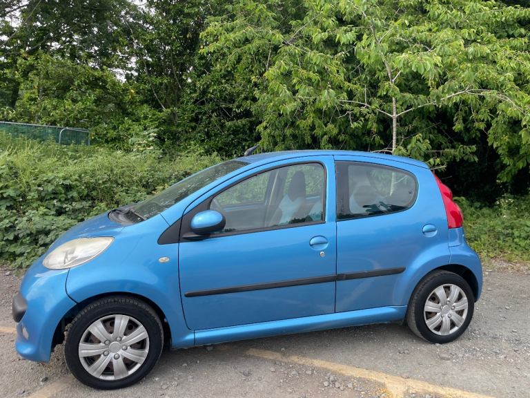 PEUGEOT 107 1.0 URBAN PETROL 08 REG 5 DOOR MOT NOVEMBER 23RD 2026 TAX £20 YEAR LOW INSURANCE 50+MPG