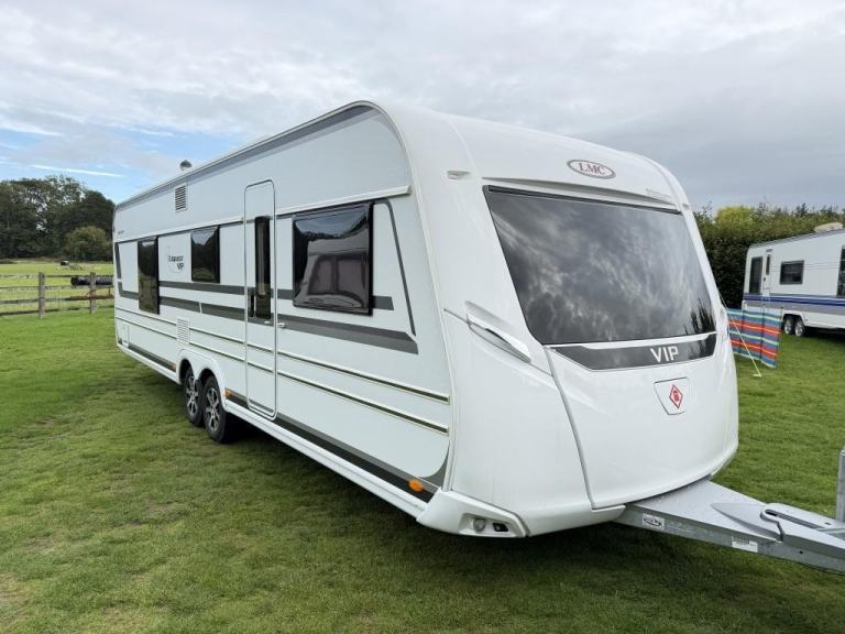 2020 LMC 685 exquisit VIP 