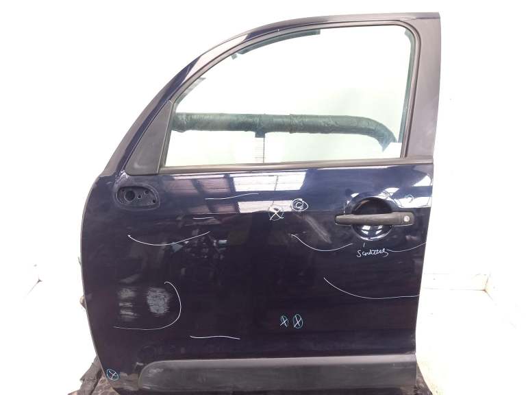 Citroen C3 Picasso Left Front Door N/S 2009-2017 Unk 5 Door Mpv 9002as