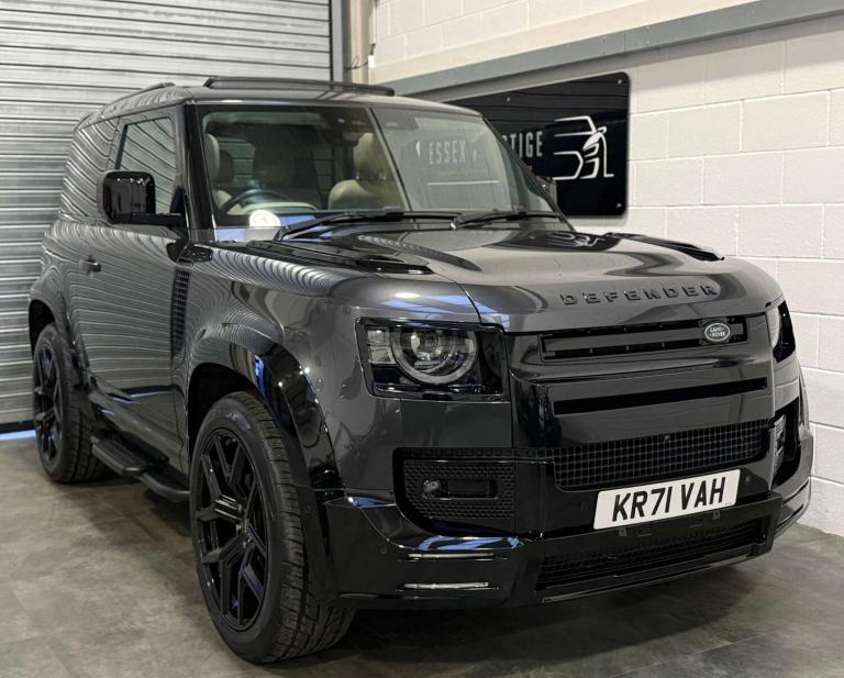 2021 Land Rover Defender 3.0 D250 HSE 90 3dr Auto ESTATE DIESEL Automatic