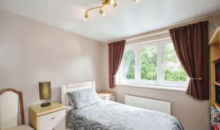 ✅All inclusive, all easy: Birmingham rooms for £10/week service charge. 🚀