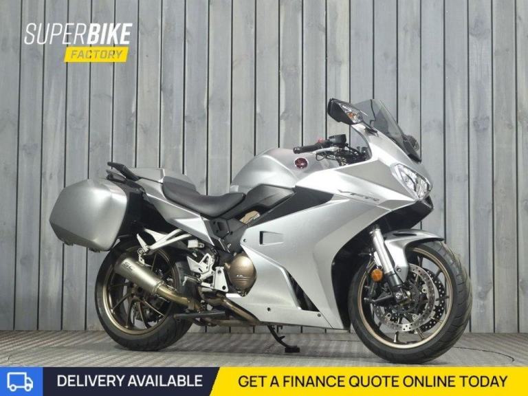 2019 68 HONDA VFR800