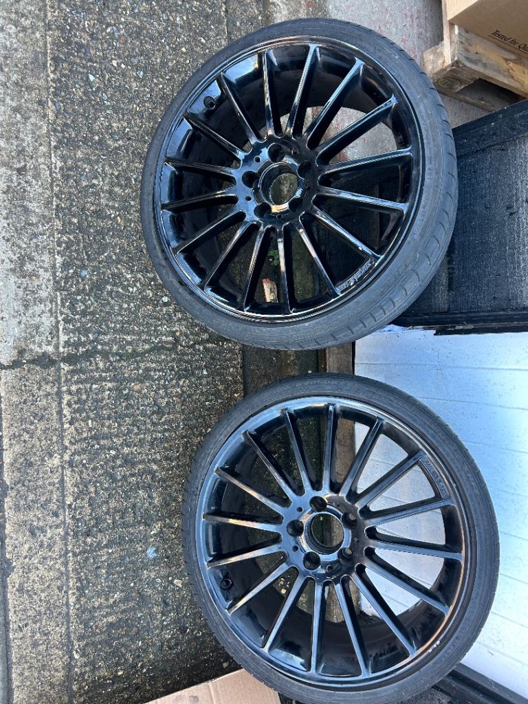 C63 W204 Genuine OEM 19” Alloys