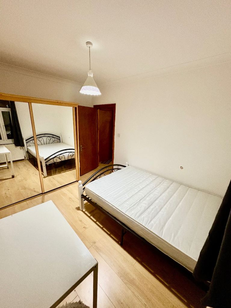 Double room to rent 