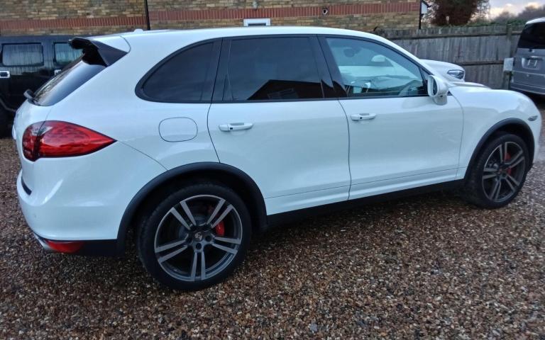  Porsche Cayenne 4.8T V8 Turbo SUV 5dr Petrol TiptronicS 4WD Euro 5 (s/s) (500 ps) Petrol Automatic