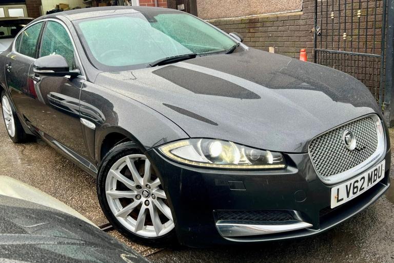 2012 Jaguar XF 3.0d V6 Luxury 4dr Auto [Start Stop] SALOON Diesel Automatic