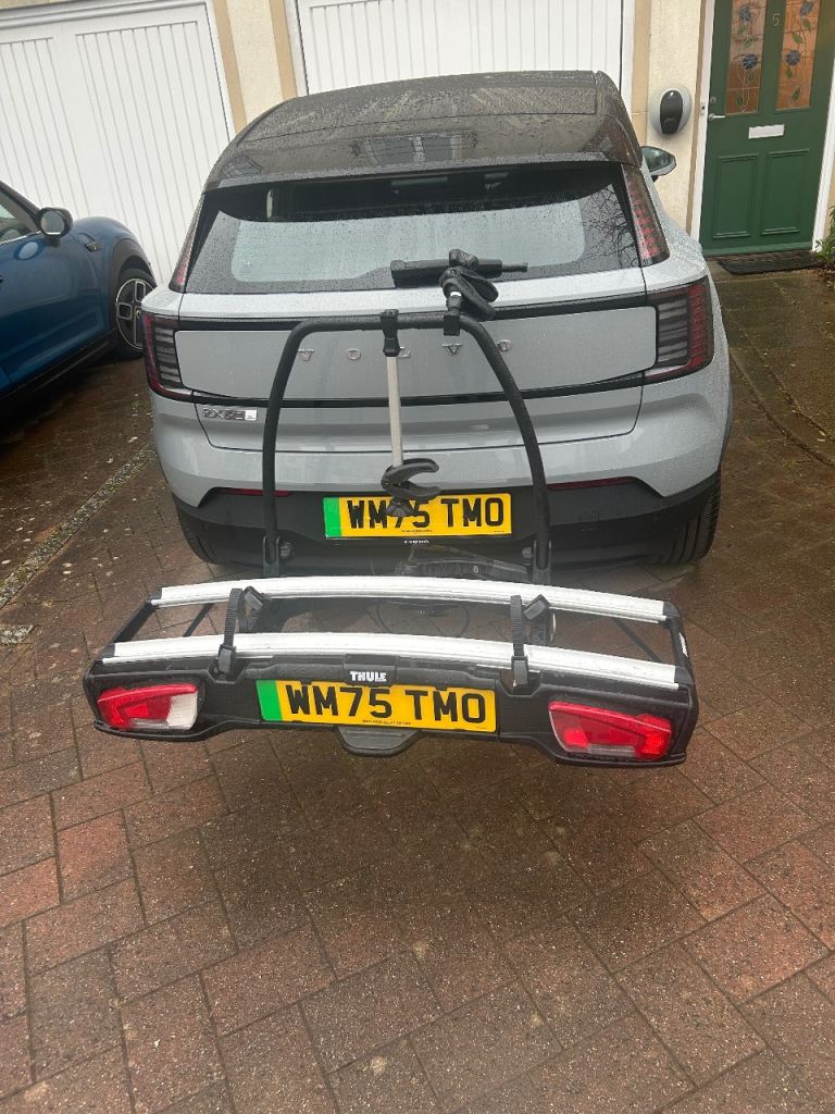 Towbar mounted bike rack