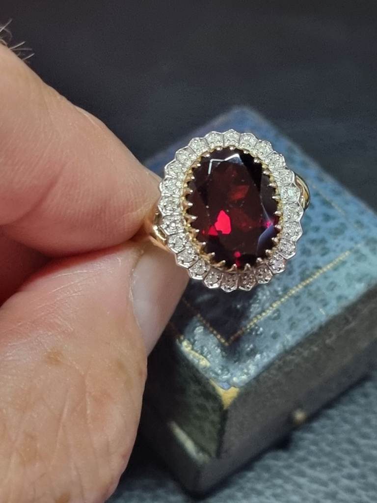 Garnet and Diamond Ring set in Hallmarked Yellow Gold WOW