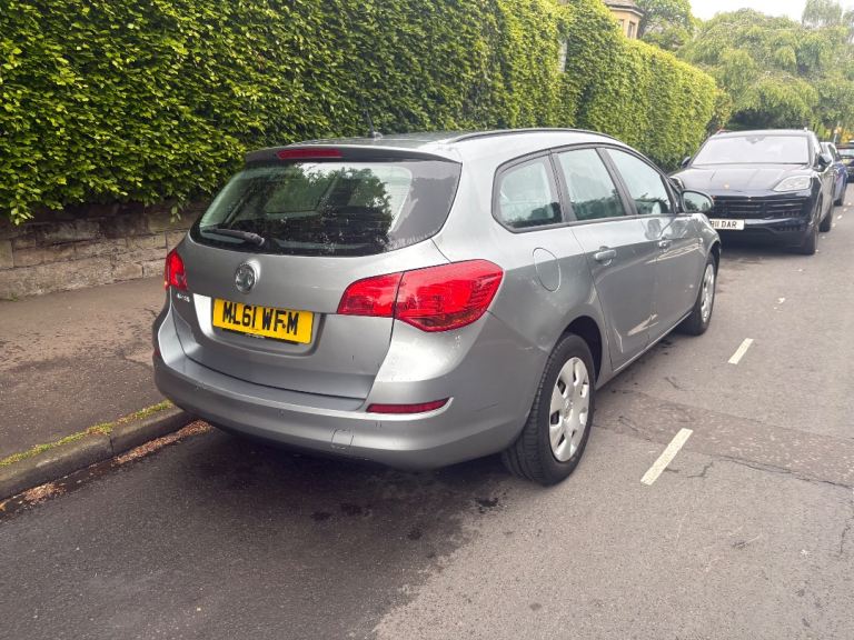 Vauxhall, ASTRA, Estate, 2011, Manual, 1398 (cc), 5 doors