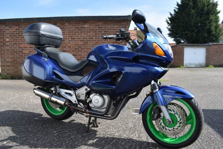 HONDA DEAUVILLE NT650V-4, 2004, 647 (cc)