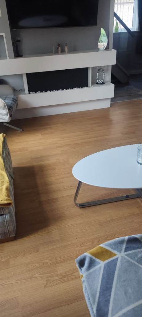 Laminate flooring Free