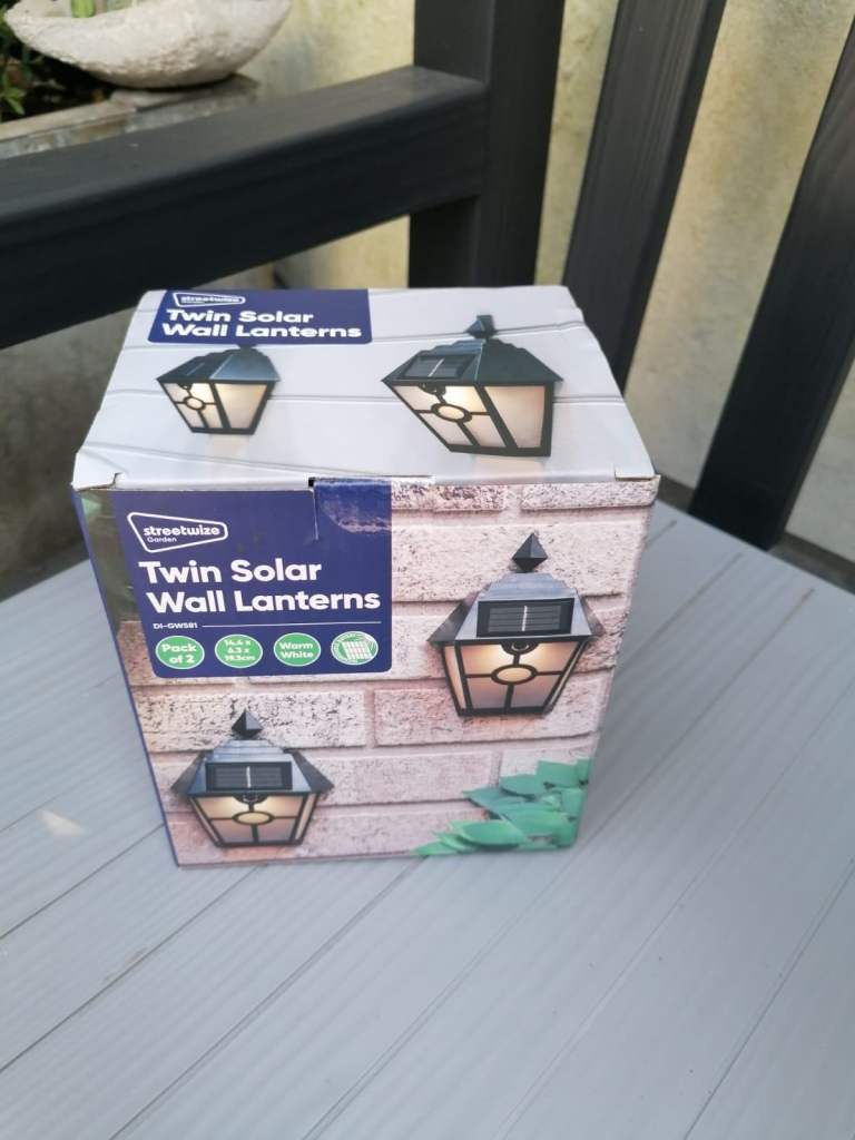 Streetwize Garden Twin Solar Wall Lanterns – Warm White, New