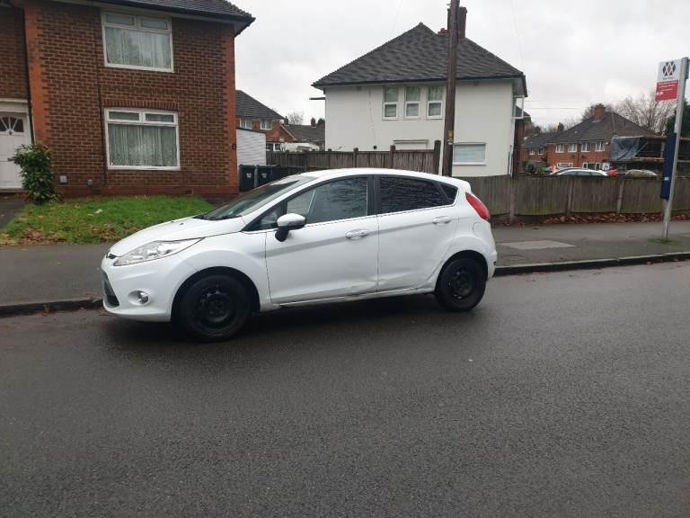 ** QUICK SALE NEEDED ** £550 ONO