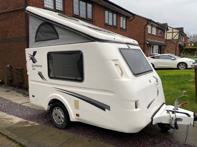Pop top caravan 