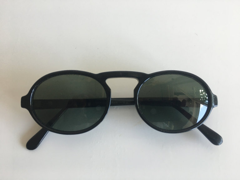 Ray-Ban Gatsby 3 W0938 classic oval vintage-inspired early 90s sunglasses, unisex, lightly worn
