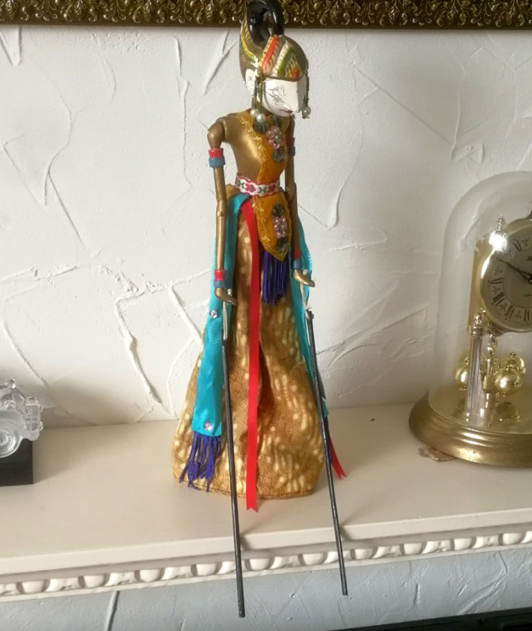 Rod Puppet Ukuran Name Arjuna Sequin Detail With Stand Made In Indonesia