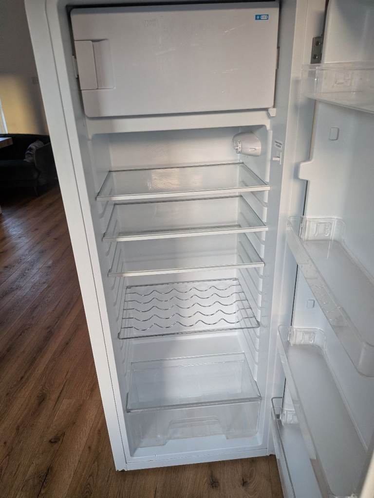 White Retro Fridge Freezer 