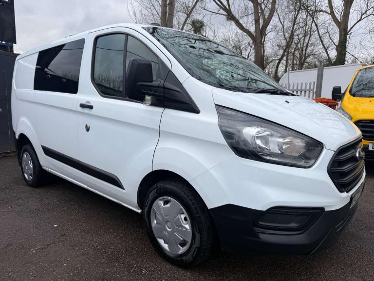 2020 Ford Transit Custom 2.0 EcoBlue 130ps Low Roof D/Cab Leader Van PANEL VAN DIESEL Manual