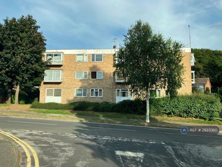 2 bedroom flat in St Pauls Way, Folkestone, CT20 (2 bed) (#2937060)