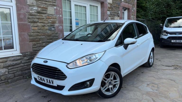 2014 Ford Fiesta 1.25 82 Zetec 5dr HATCHBACK Petrol Manual