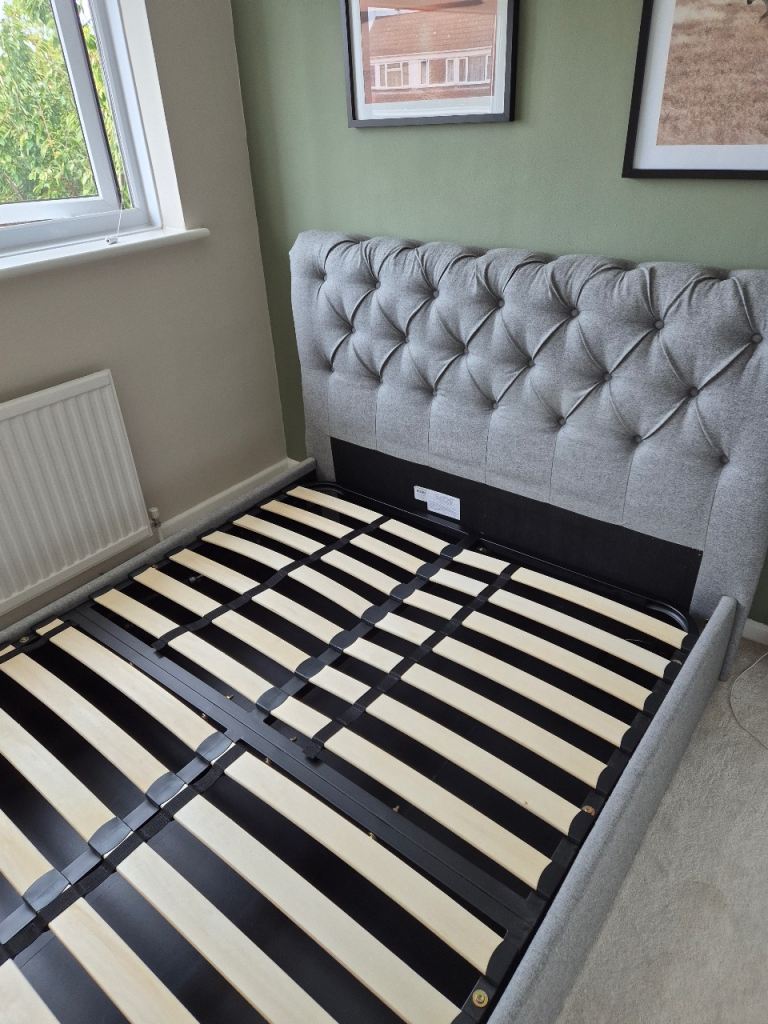 Double Ottoman Storage Bed Frame – Grey Fabric, Excellent Condition