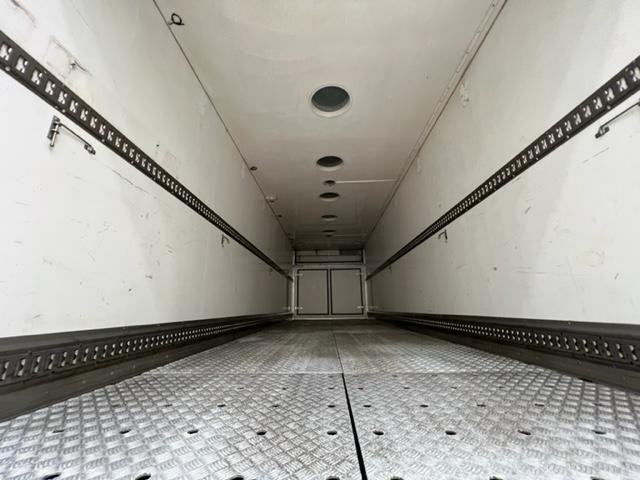 Scania R94 310 6x2 10 Tyre Sleeper Cab Box Van 