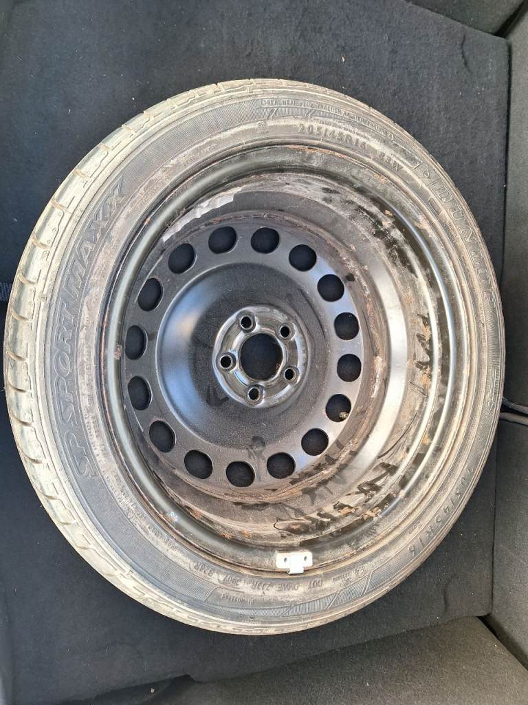Seat Ibiza Tyre & Steel Wheel (Used)