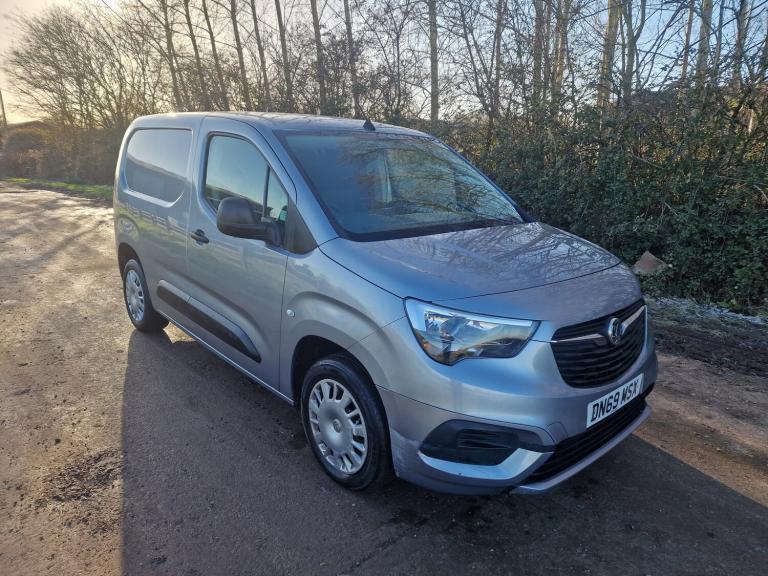 2019 Vauxhall Combo 2000 SPORTIVE  Low 71k Miles  Drives Perfect  ULEZ 