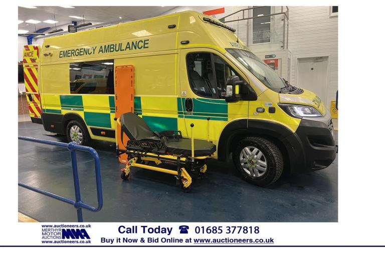 2020 Fiat Ducato 42 MAXI 2.3 MULTIJET 180PS AMBULANCE C/W STRYKER STRETCHER ---------------- PANE...