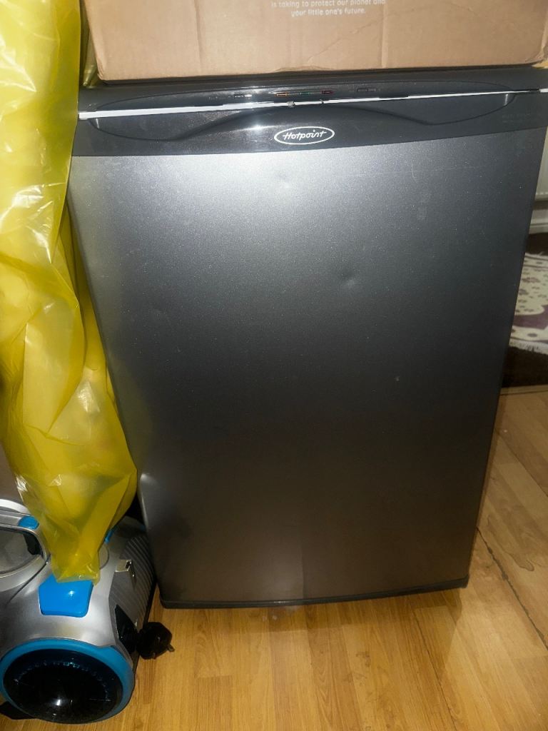 Hot point freezer 