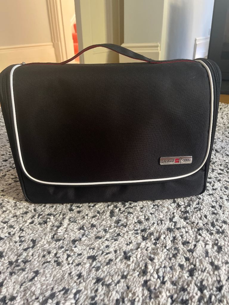 AUDI Life Shine Cleaning Kit