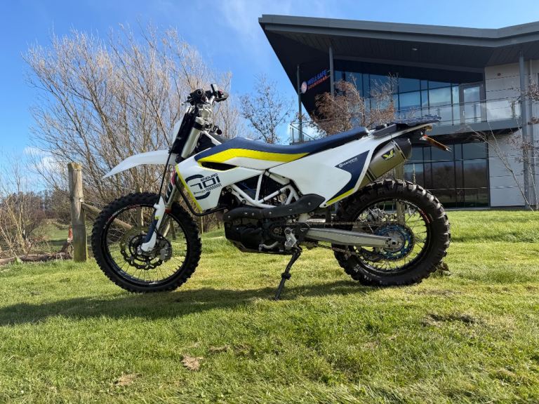 Husqvarna 701 enduro 