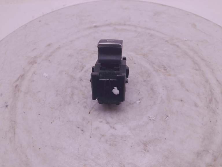 Ford Focus Electric Window Switch 2018-2025 5 Door Hatchback