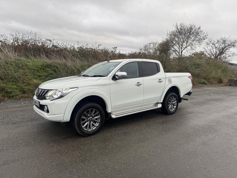 Mitsubishi L200 2.4 DI-D DC Barbarian Pickup Double Cab 4dr Diesel Ma... 2018/18