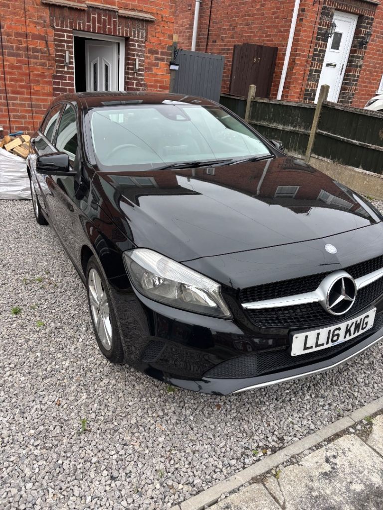 Mercedes-Benz, A CLASS, Hatchback, 2016, Manual, 1461 (cc), 5 doors