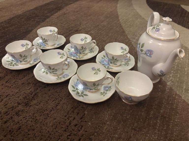 Royal Standard Tea set