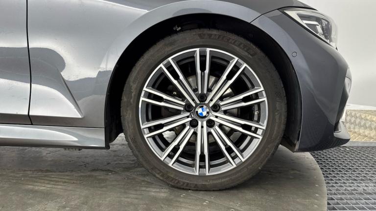 2019 BMW 3 Series 320d M Sport 4dr Step Auto SALOON DIESEL Automatic