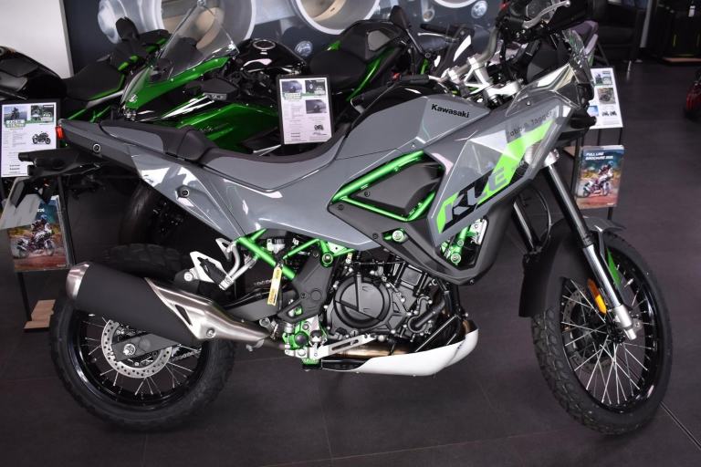 KAWASAKI KLE 500 SE- 1 OWNER- 4 YEAR WARRANTY