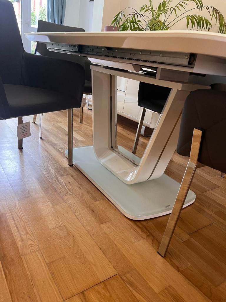 🤍 Beautiful White Dining Table & 4 Grey Chairs – Seats 6–8, £300.00 for ...