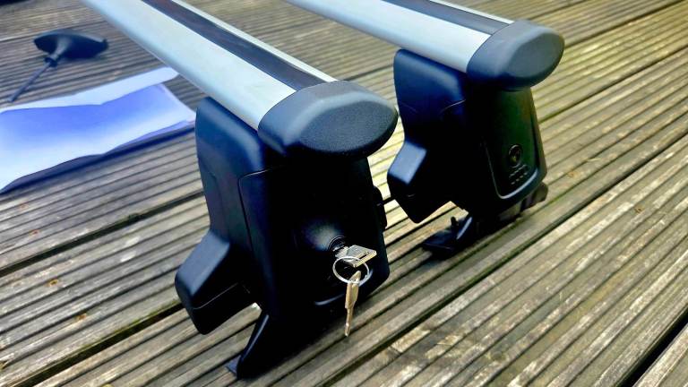 Audi A1 Roof Bars fits 3 door Genuine Audi/Thule