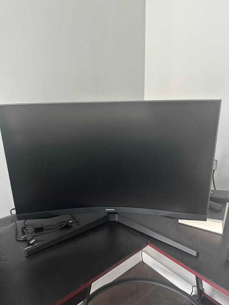 Samsung Odyssey G5 LS27CG552EUXXU 27" Gaming Monitor - QHD 2560x1440