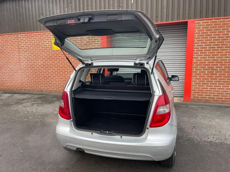 2010 Mercedes-Benz A-Class A160 Classic SE 5dr CVT Auto HATCHBACK PETROL Automatic