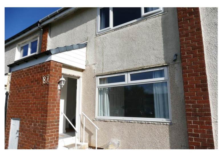 2 bedroom terraced house G53