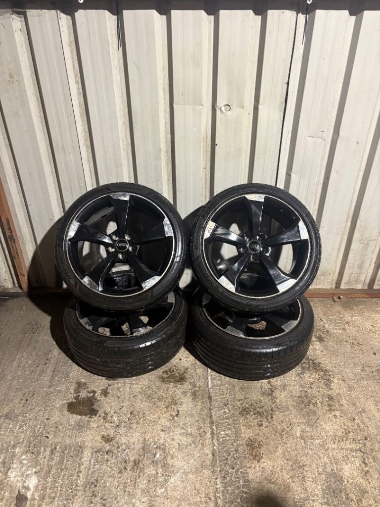 Audi A1 TTRS Style Alloy wheels 5x100 18”