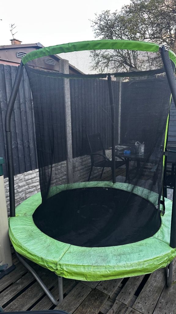 Kids trampoline 