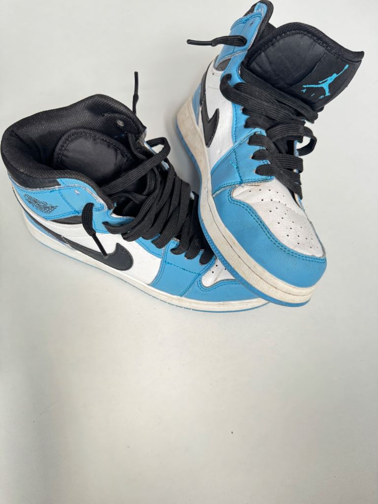 Air jordan size 6