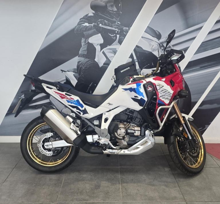 2026 HONDA CRF1100 AFRICA TWIN DCT ES